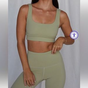 Strut This Green Set